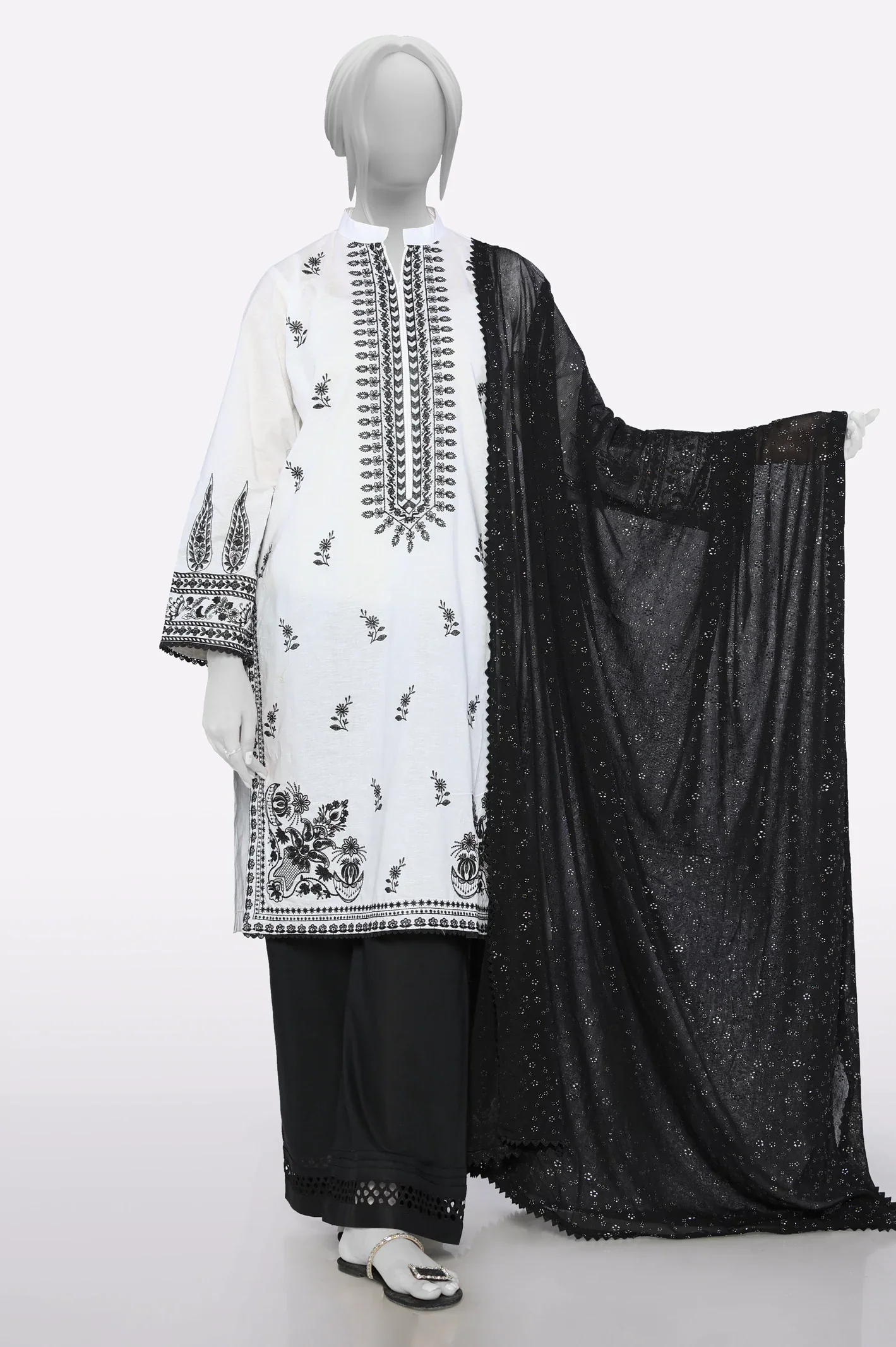 Chiffon Black Plain Dupatta - Image 3