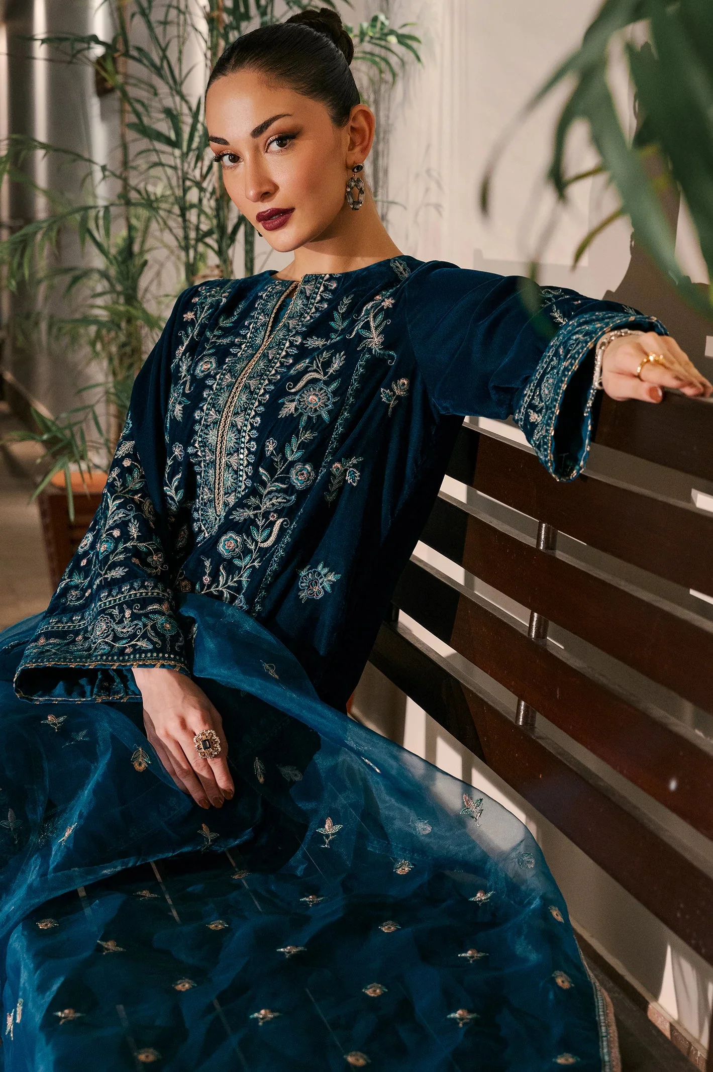 Embroidered 2PC - Image 3