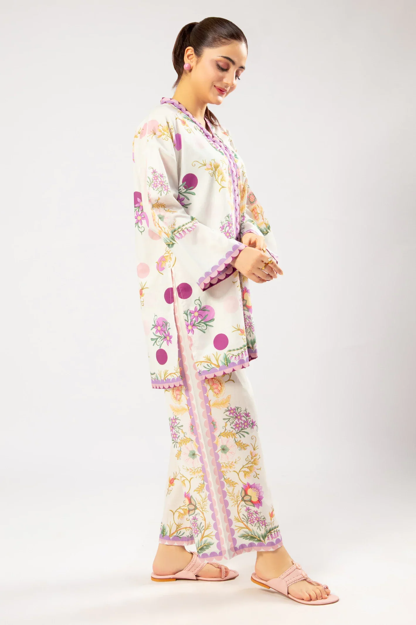 White Fusion Printed 2PC - Image 4