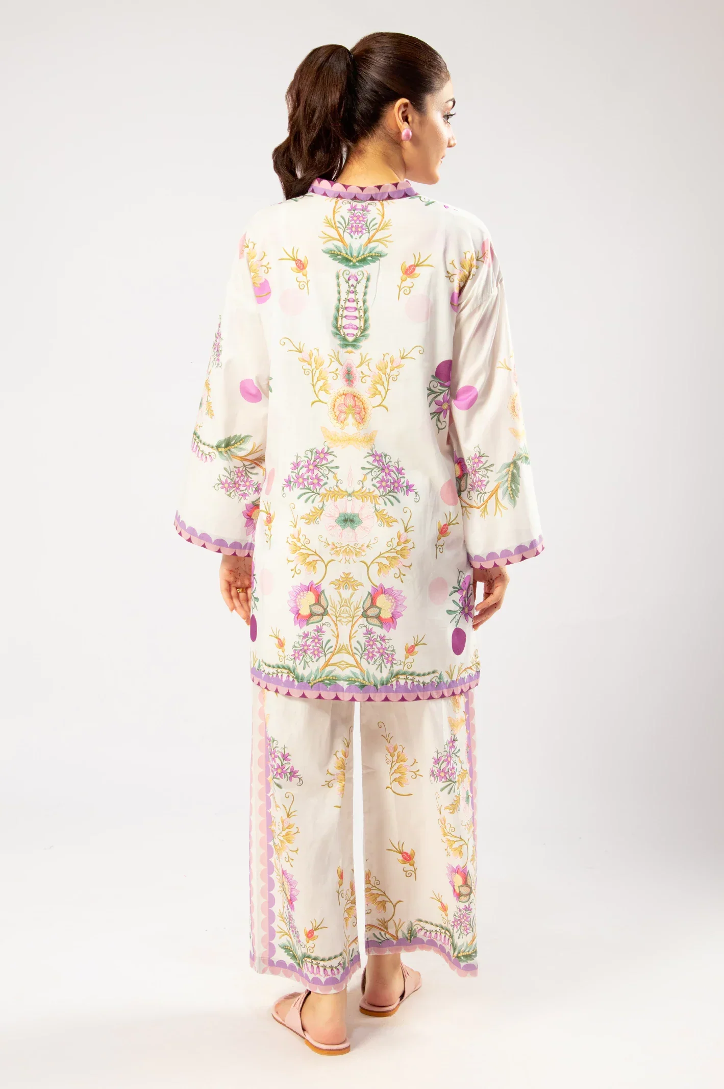 White Fusion Printed 2PC - Image 5