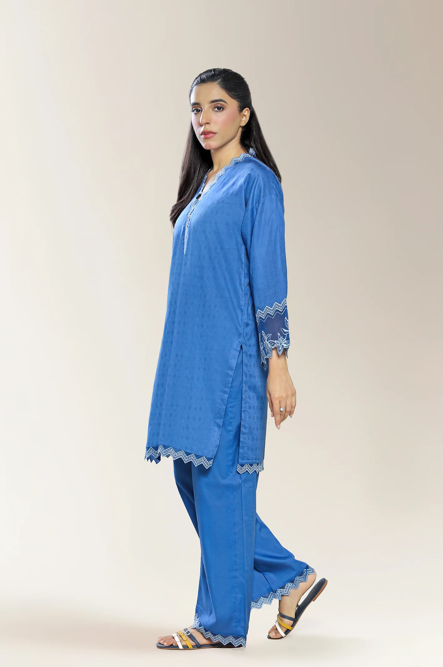 Embroidered Jacquard Blue 2PC - Image 3