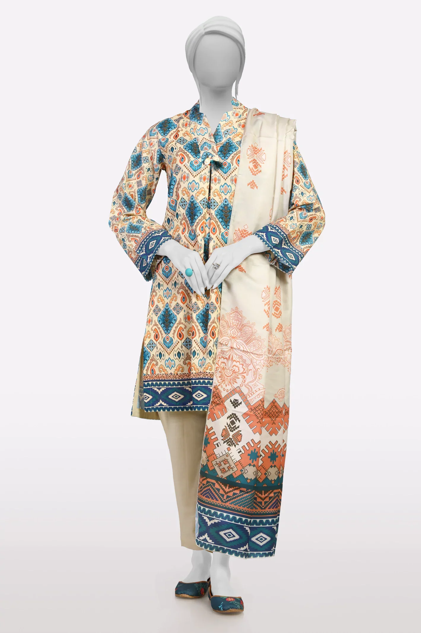 Khaddar Beige Printed 3PC