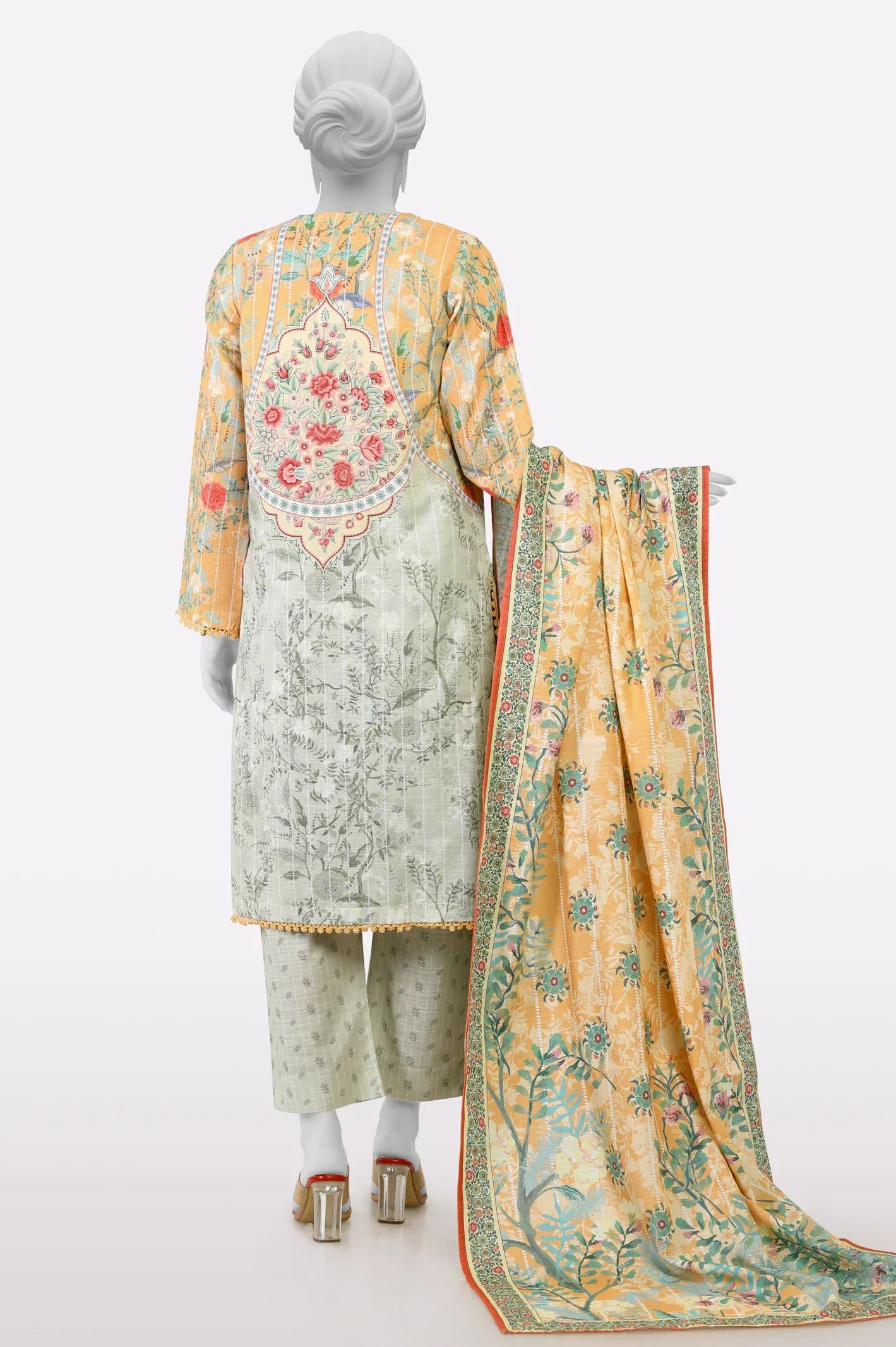 Khaddar Mustard Printed 3PC - Image 3