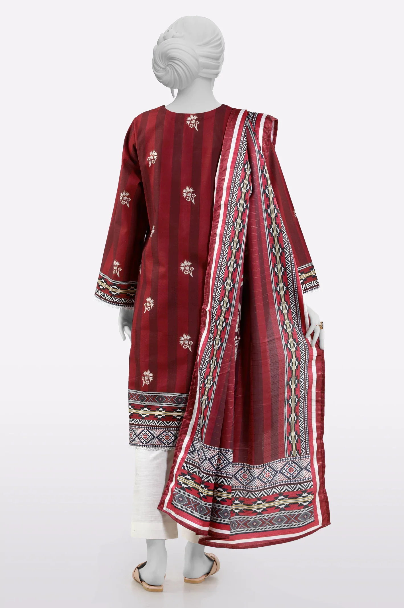 Khaddar Red Printed 3PC - Image 3