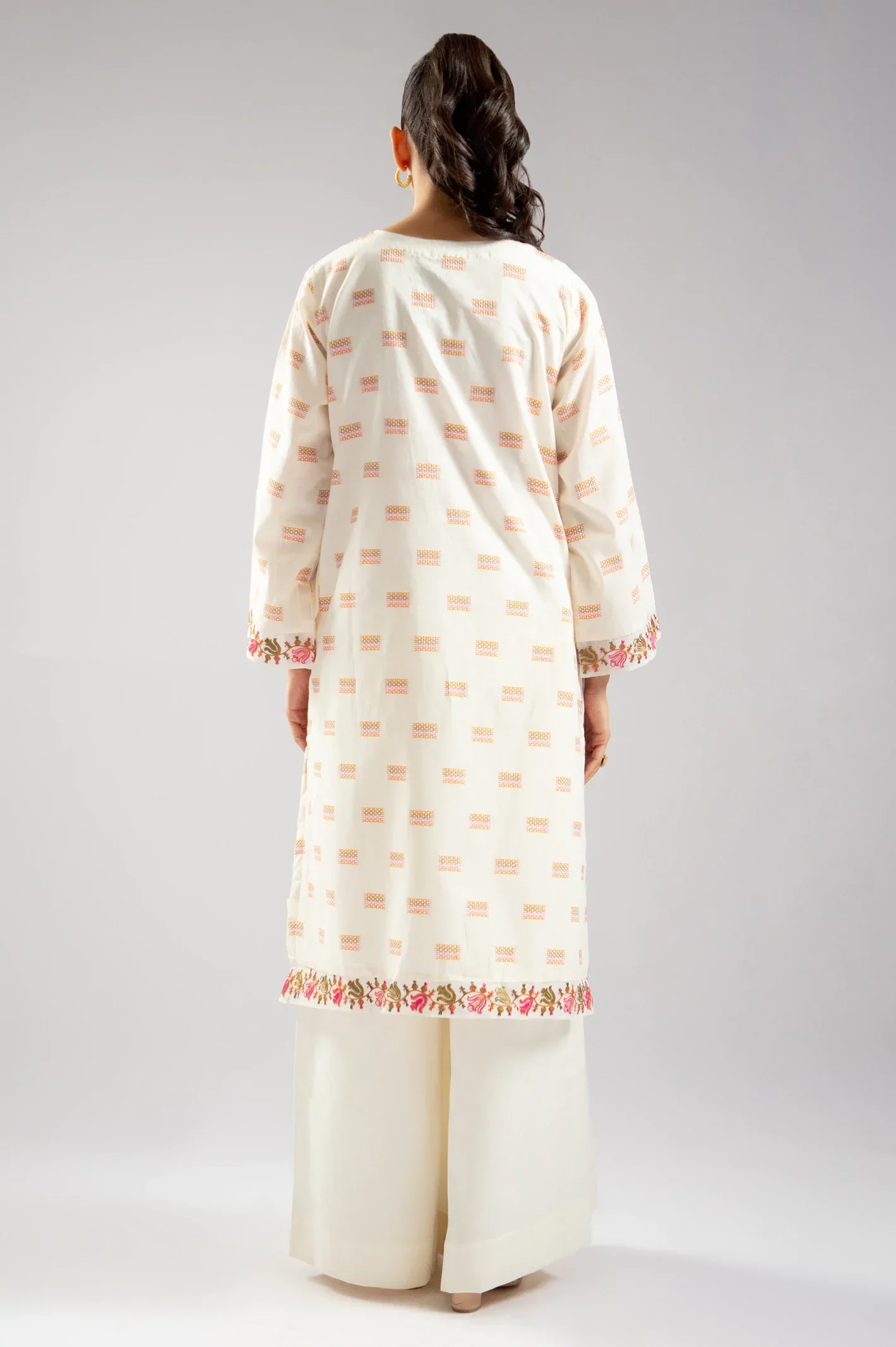 Embroidered Kurti - Image 4