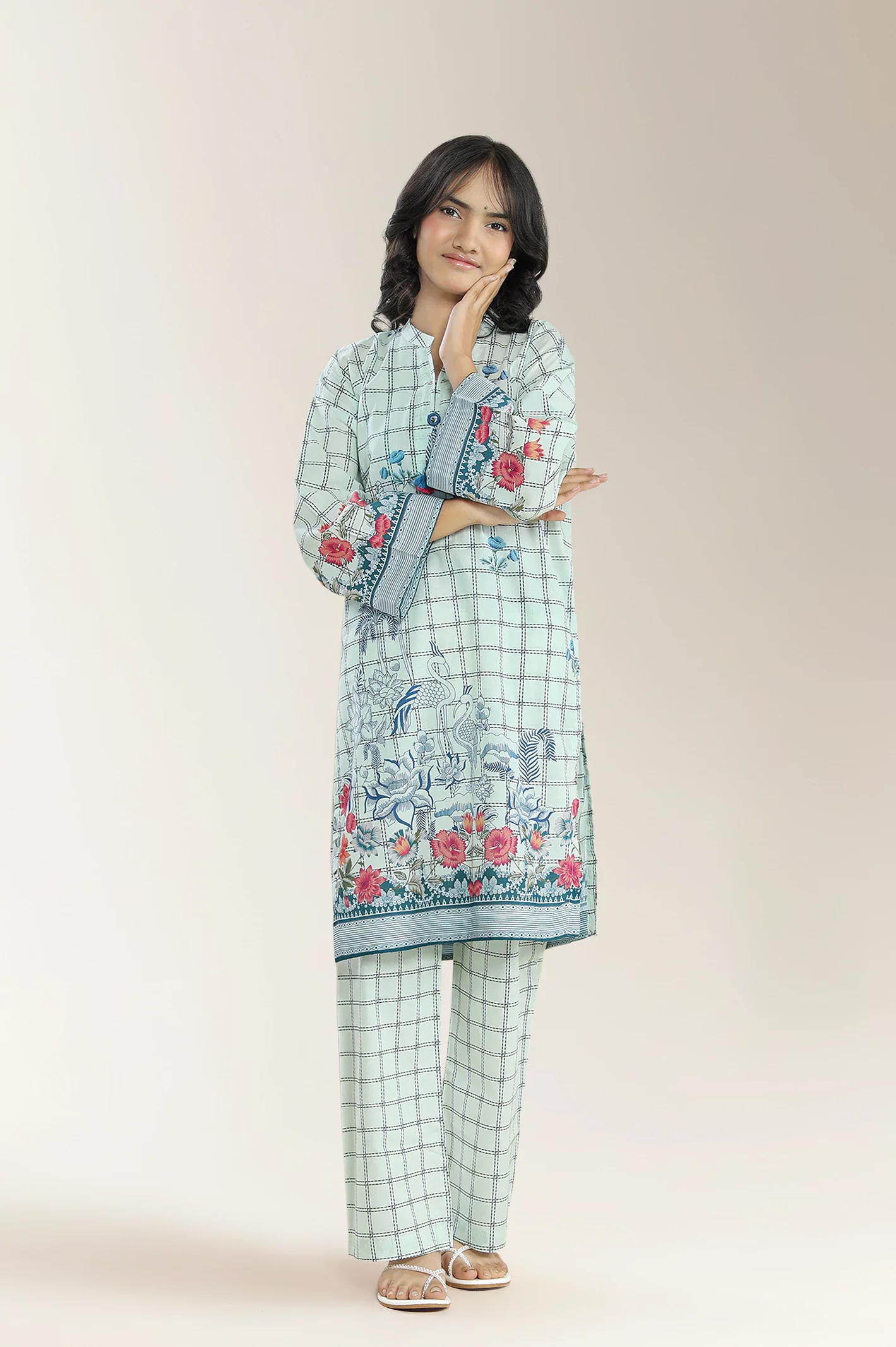 Embroidered Cambric-Ivory Teens 2Pc