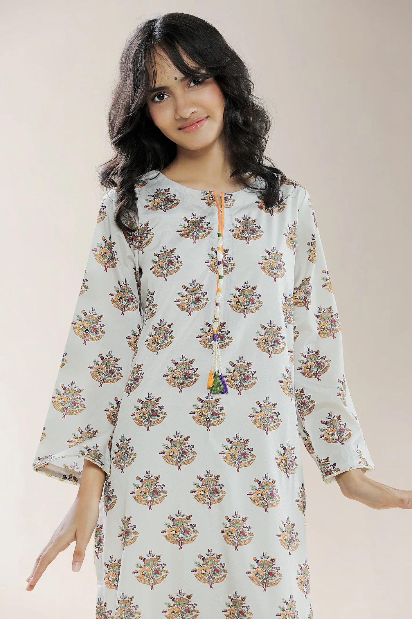 Printed Cream Teens 2PC - Image 2