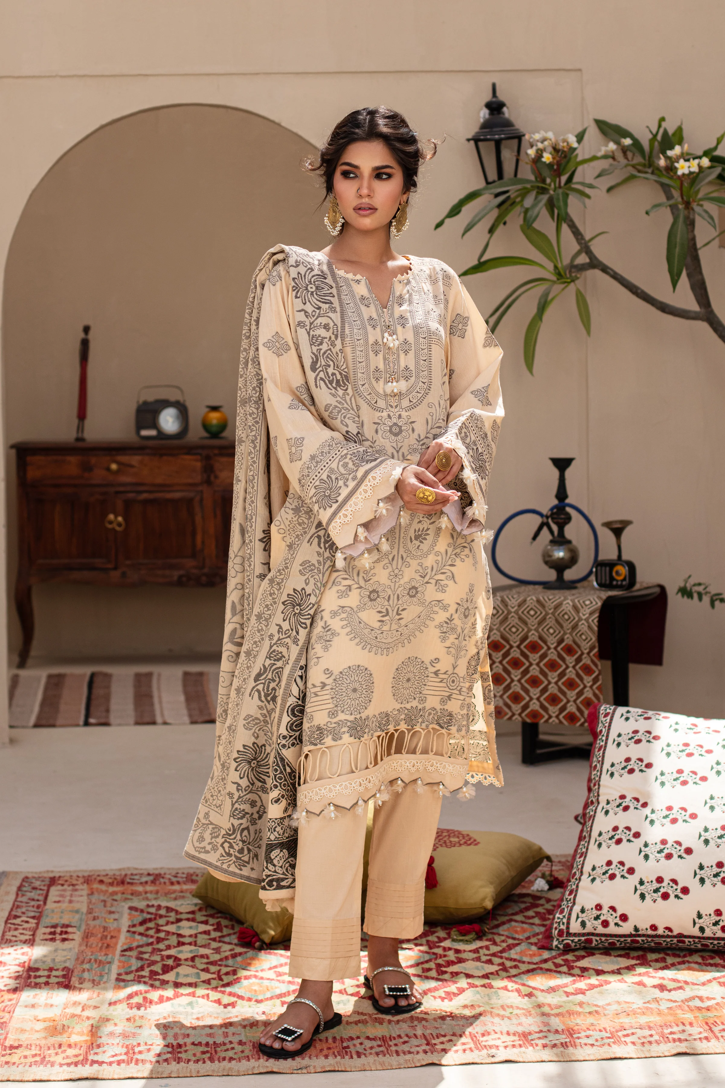 Coral 3PC Unstitched - Image 9
