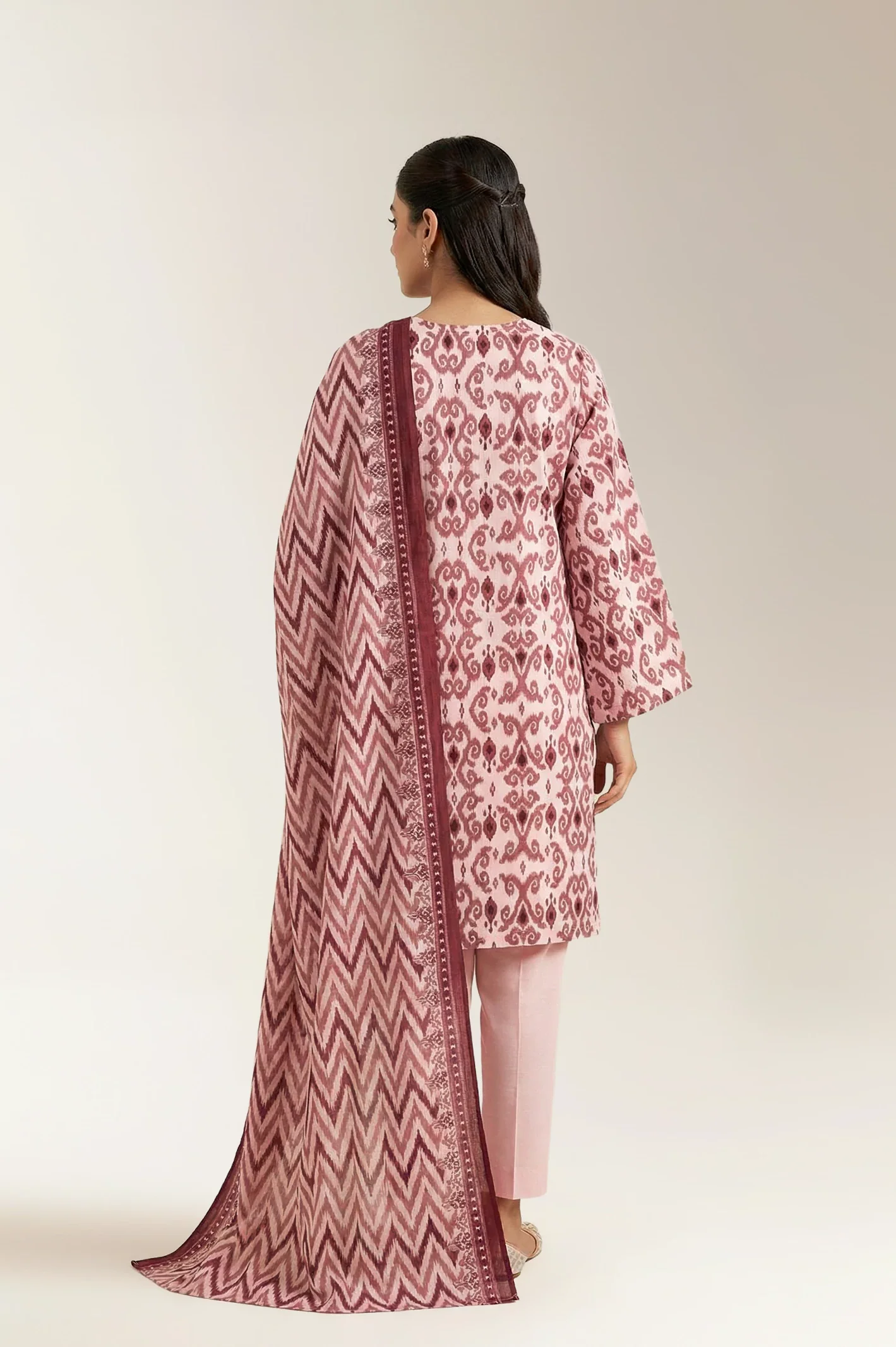 Printed Lawn-Pink Unstitched 3PC - Image 2