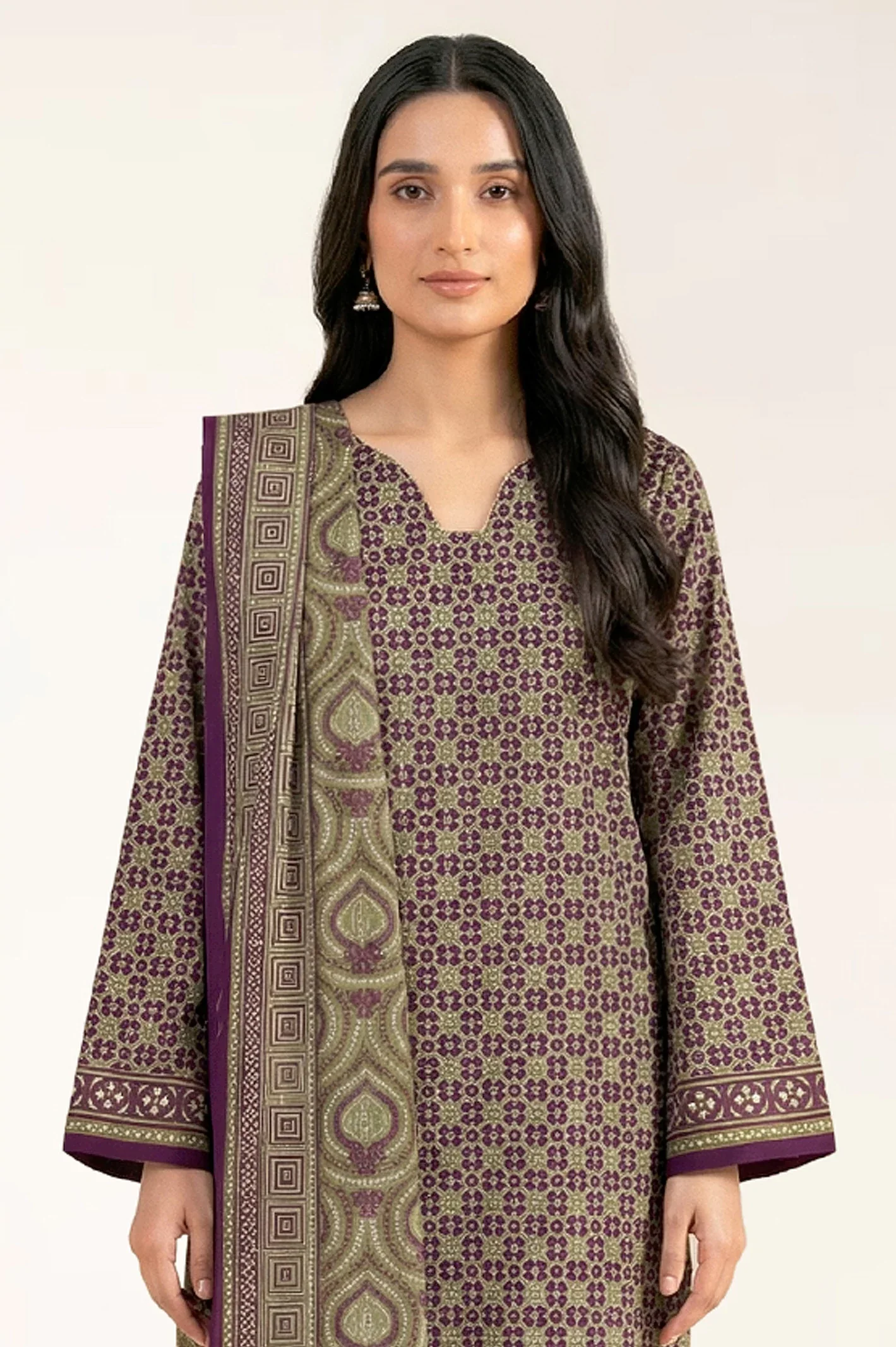 Printed Khaddar-Maroon Unstitched 3PC - Image 2