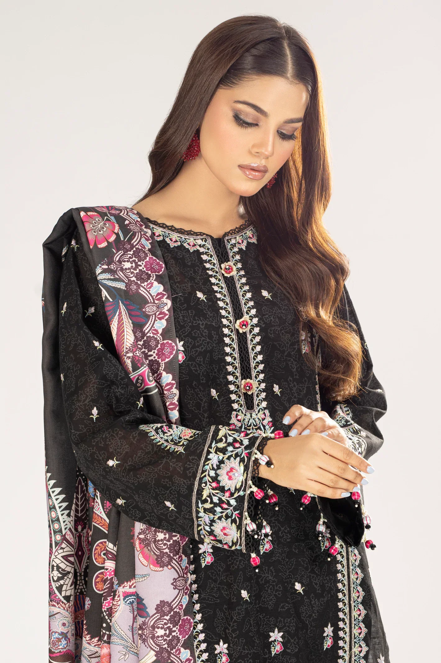 Black 2PC Unstitched Embroidered Suit - Image 5